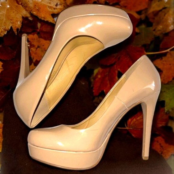 Chinese Laundry Tan Neutral Patent Leather Stiletto Heels- 8.5M - Picture 2 of 7